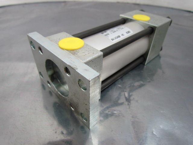 PHD AVCF 1 3/8X1 1/4 Pneumatic Air Cylinder 1-3/8" Bore 1-1/4" Stroke AV Series