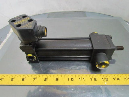 Parker D2AUS14 Pneumatic Air Cylinder 1-1/2" Bore 4" Stroke Trunnion w/sensor