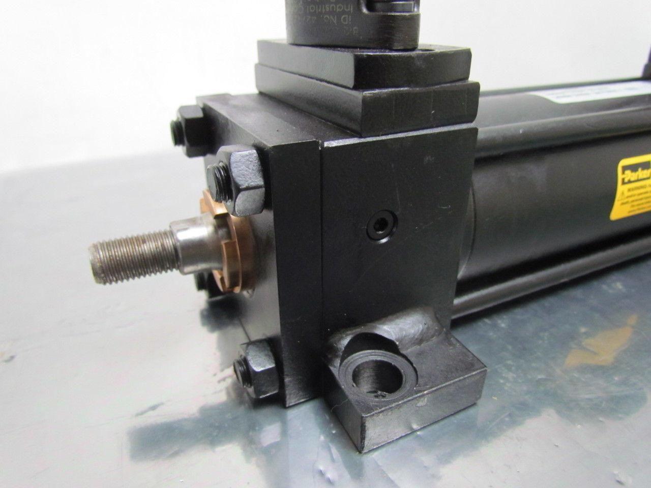 Parker 02.00 CC2ANUS14AC 5.000 Pneumatic Air Cylinder 2" Bore 5"Stroke w/sensors