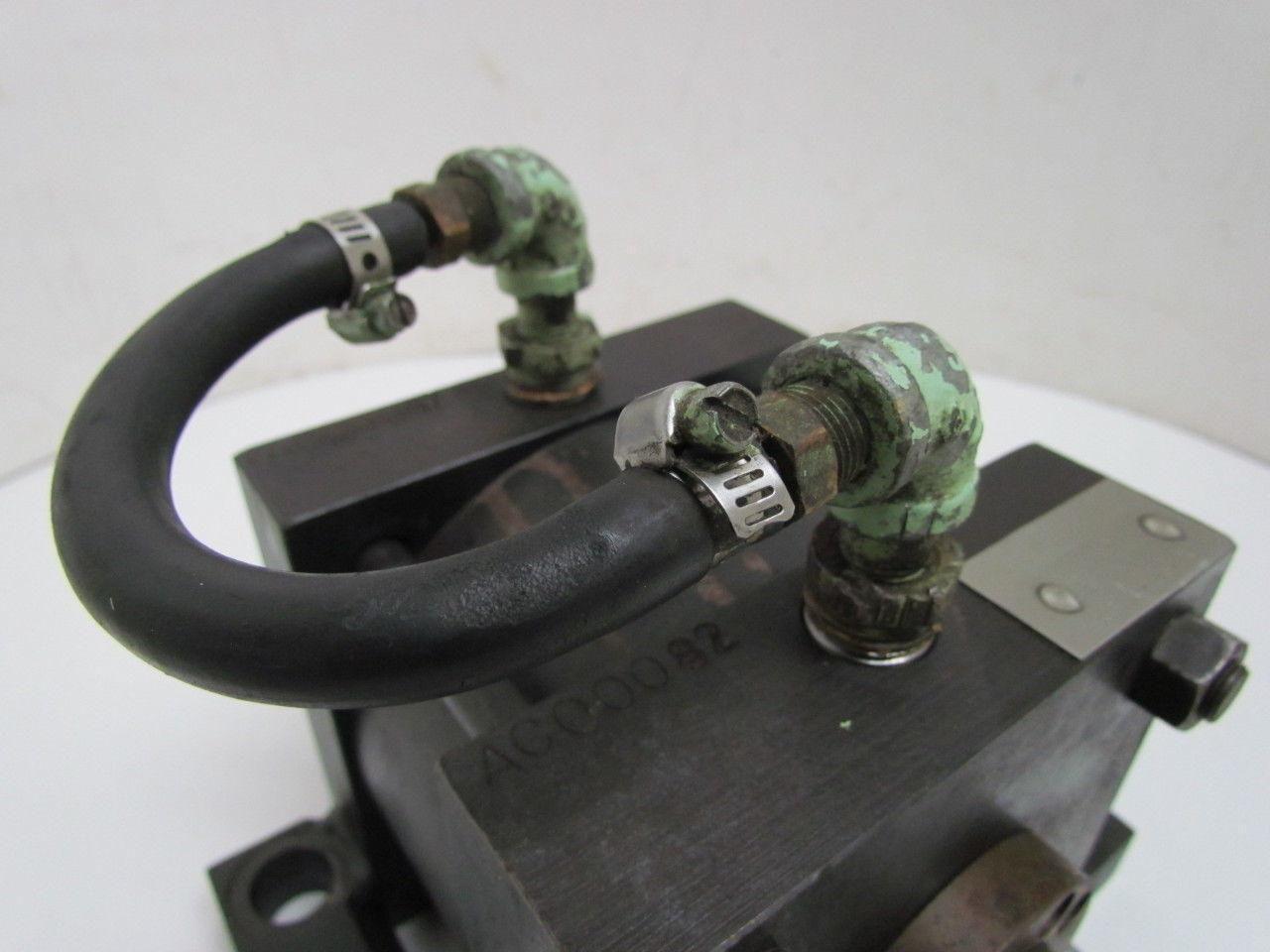 Parker R2A 5X1 Pneumatic Air Cylinder 5" Bore 1" Stroke Side Lug Mount