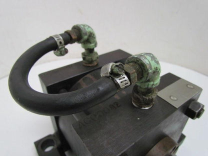 Parker R2A 5X1 Pneumatic Air Cylinder 5" Bore 1" Stroke Side Lug Mount