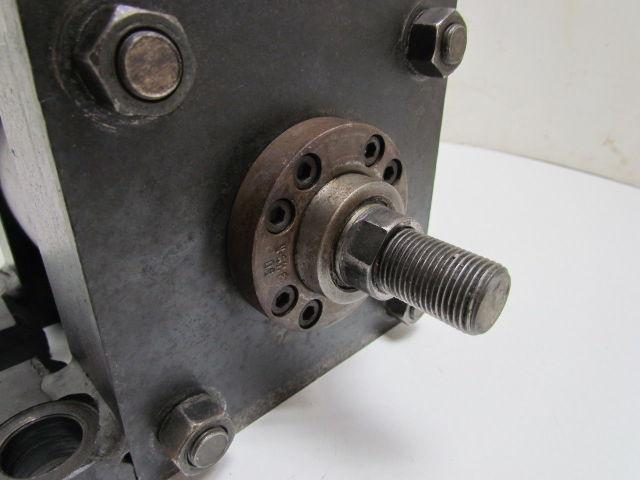 Parker R2A 5X1 Pneumatic Air Cylinder 5" Bore 1" Stroke Side Lug Mount