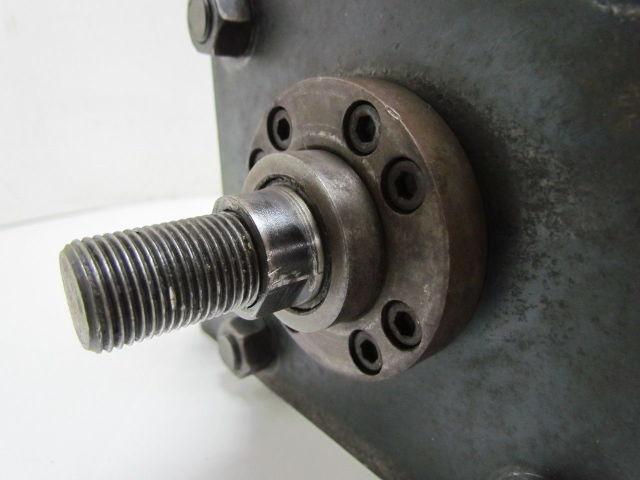 Parker R2A 5X1 Pneumatic Air Cylinder 5" Bore 1" Stroke Side Lug Mount