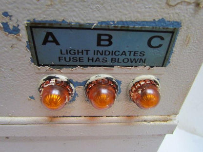 Square D PFCD4002F ReactiVar Fused Correction Capacitor 6 Amp 3PH 480V 2.5 KVAR