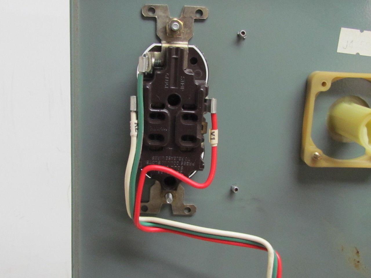 Daykin LTFS-05 575 Transformer Disconnect Switch 1000VA 575V Pri 115V Sec 1Ph