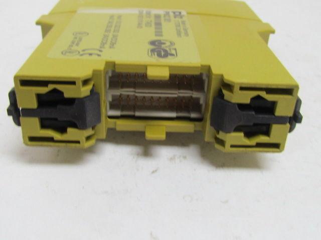 Pilz PNOZ XE1 774620 Safety Relay  Expander Unit 24VDC