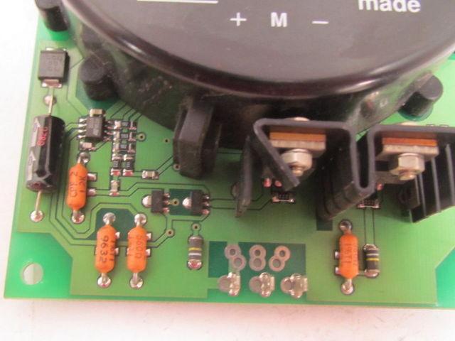 LEM LC 1000-S/SP9 Current Transducer 1000A 1:5000 Ratio Power Supply 24V 40 ohms