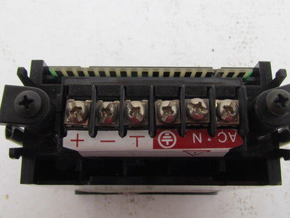 Newport Quanta Q2020-JDC1 4-Digit LED Digital Temperatur Panel Meter 10 VDC 5 W