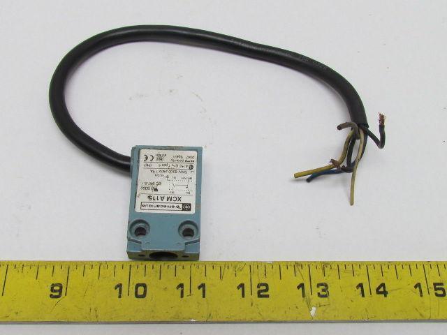 Telemecanique   XCMA115 Limit Switch 500V B300 240V 1.5 Amp