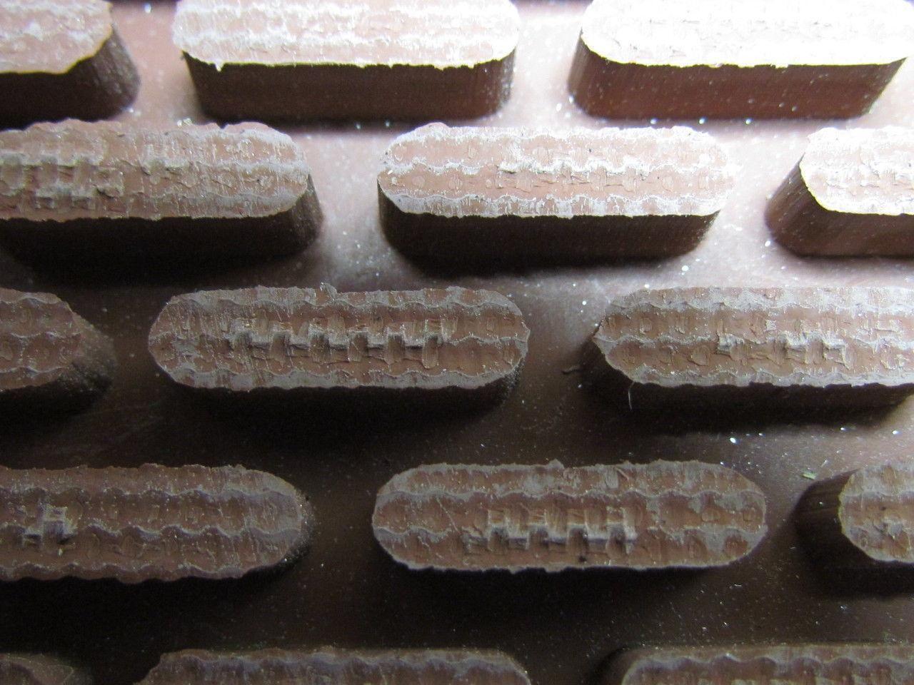 5-Ply Nipple Top Red PVC Rubber Material Handling Conveyor Belt 14"W x 25' Long