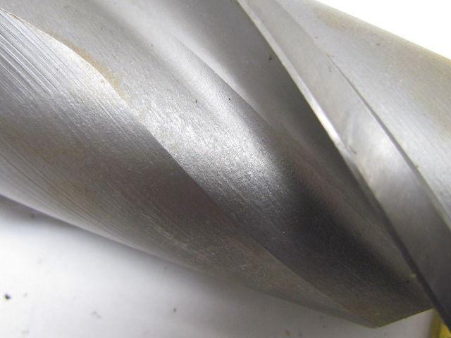 Regal 2" Right Hand 2 Flute HSS 3" Cut End Mill 2" Shank Radiused End 6-3/4" OAL