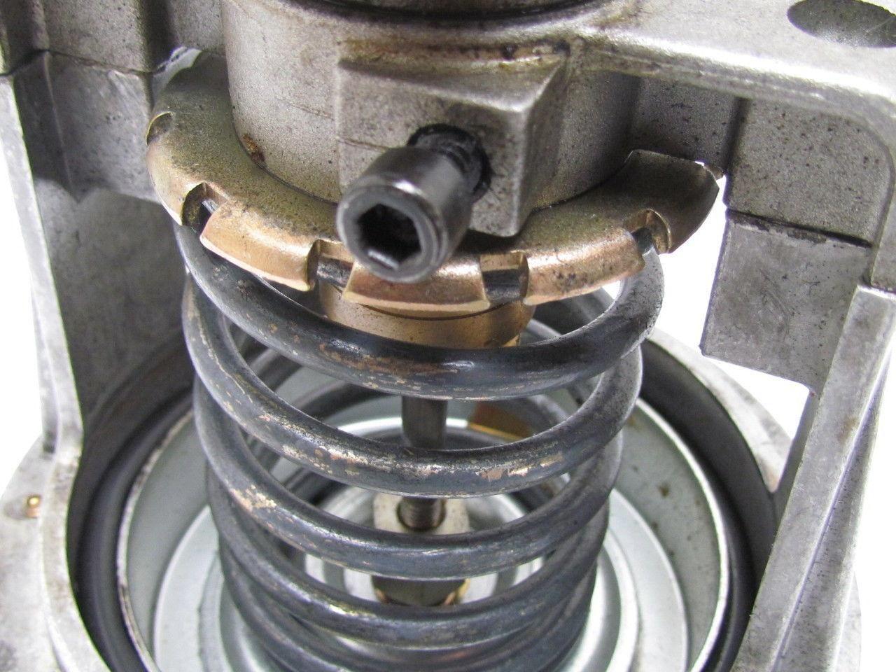 MP953C 1018 Direct Action 5" Pneumatic Actuator 1/2" 3-Way Globe Mixing Valve