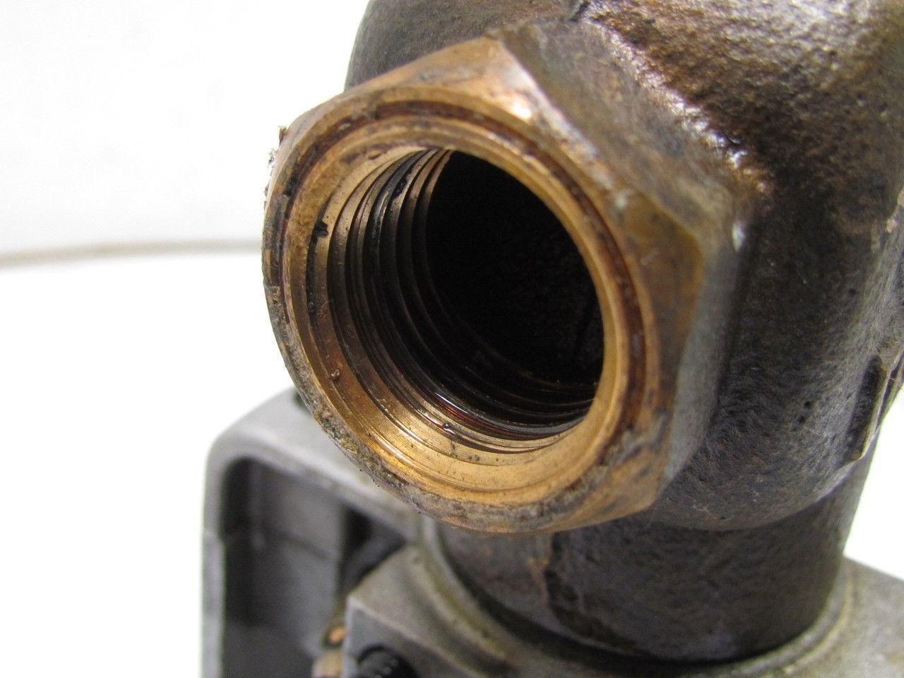 MP953C 1018 Direct Action 5" Pneumatic Actuator 1/2" 3-Way Globe Mixing Valve