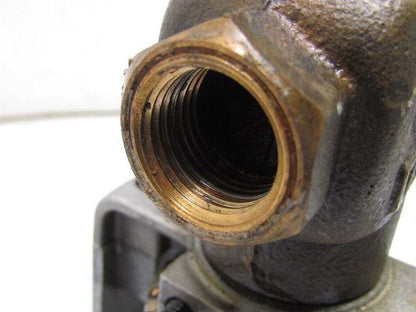 MP953C 1018 Direct Action 5" Pneumatic Actuator 1/2" 3-Way Globe Mixing Valve