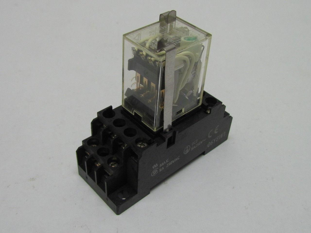 Omron MY4ZN 24VDC Relay w/Safty Clips On No O6Y8W1 Base Lots of 4