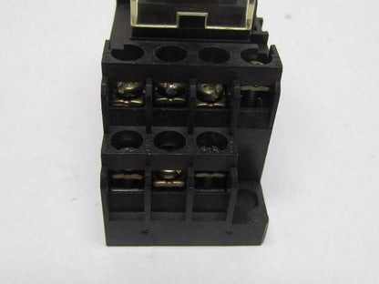 Omron MY4ZN 24VDC Relay w/Safty Clips On No O6Y8W1 Base Lots of 4