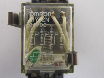 Omron MY4ZN 24VDC Relay w/Safty Clips On No O6Y8W1 Base Lots of 4
