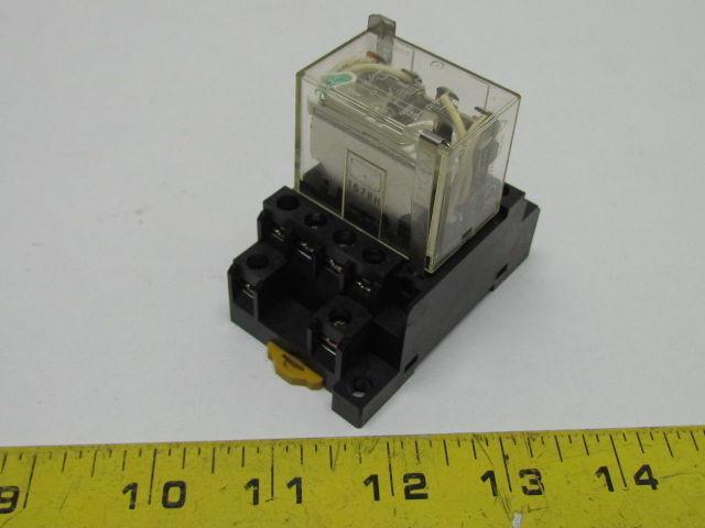 Omron LY4N 24VDC 14 Pin Relay w/Safty Clips On No 1078HP Base Lots of 4