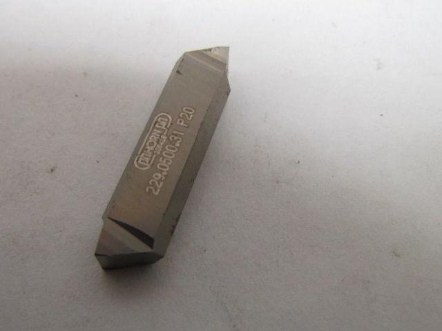 Horn 229.0500.31 P20 Carbide Grooving Insert P20 Box of 10