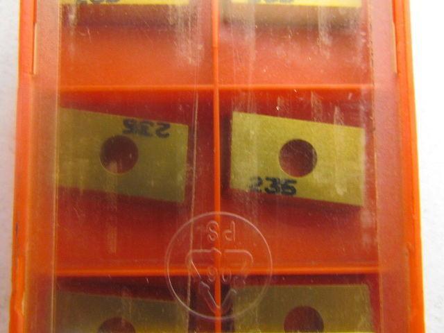 Sandvik Coromant R216.2-15 T3 08-1 235 P40 M35 Carbide Insert Grade235 Box of 10