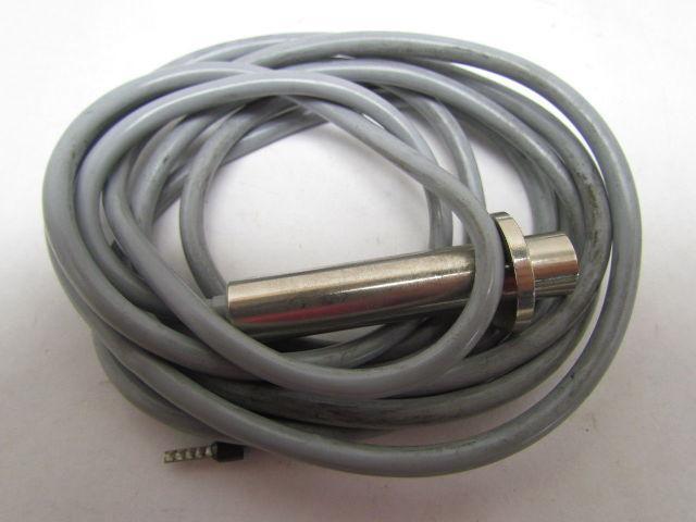 Baumer Type D120511/K63 CH500 Field Plate Sensor 8-30VDC 0.5mm Sensing Distance