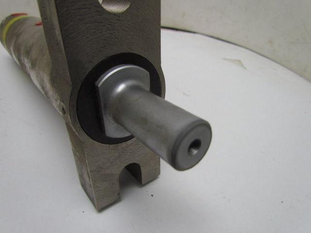 Savair J A 436 12N 399WB Pneumatic Air Clamping Cylinder 1/4" Ports 3/4" Rod End