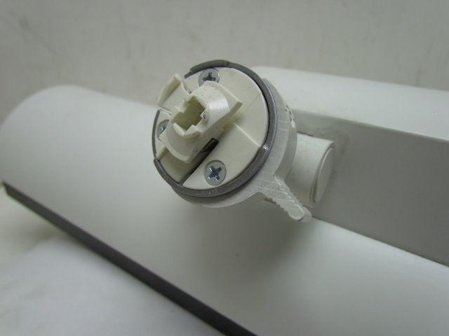 8279EWH FT40DL 2x40W Twin Tube Fluorescent Track Light Fixture Side Mount White