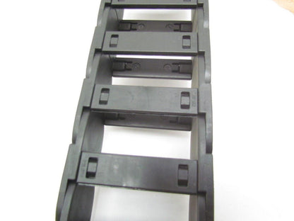 Cable/Hose Carrier 200mm Bending Radius 70mmW x 28mmH Window 46mm Pitch 41.5" L