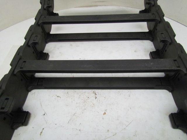 Igus Cable/Hose Carrier 200mm Bend Radius 350mmW x 55mmH Window 92mm Pitch 39" L