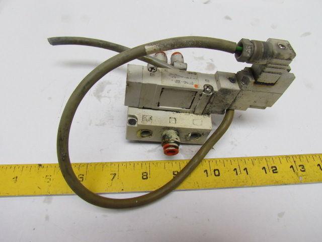 SMC SY7140 Solenoid Pneumatic Air Valve W/Base