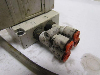 SMC SY7140 Solenoid Pneumatic Air Valve W/Base