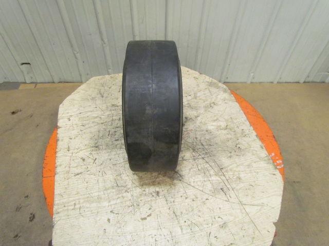 MaineTire 1208 21x8x15 Black Rubber Smooth Press-On Forklift Tire