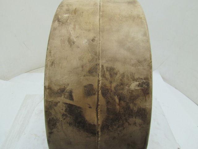 16x7x10-1/2 Smooth White Rubber Non-Marking Press-On Forklift Tire 16x7x10.5