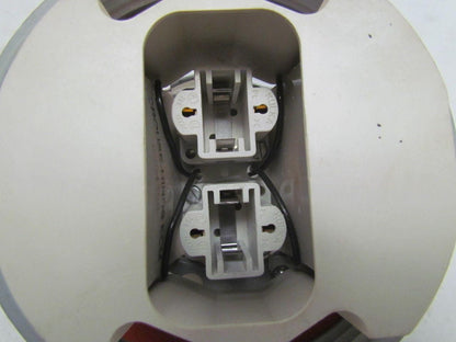 Crouse-Hinds VAPORGUARD VHF122 120V .40A 9W Fluorscent Fixture