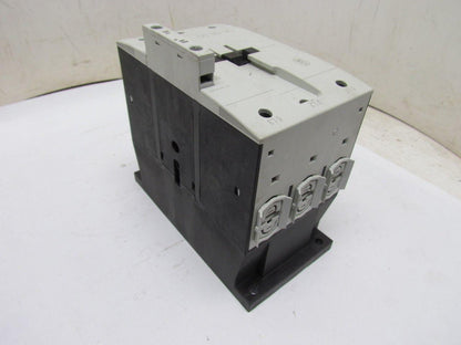 Moeller DIL M150 DIL M1 50 Contactor 3-Pole 250VDC 155A 100-120V Coil w/Aux