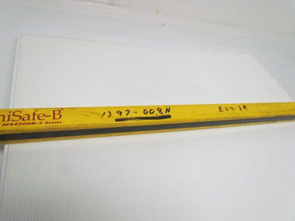 STI MS4336B-2 Minisafe-B MS4300B-2 Series 36" Light Curtain Transmitter