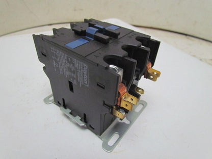Dayton Electric 6GNW4 Contactor 63A 2 Pole 208-240VAC Coil