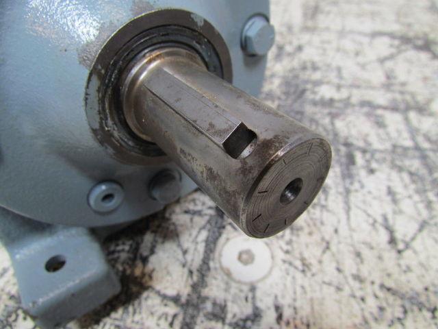 Sew Eurodrive R40 B8 TB-270 CE-3 6.17:1 Ratio R40DT80N4 330/575V 1HP Gearmotor