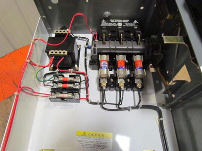 1336F-BRF100-AN-EN Motor Control Unit 10Hp AC Drive 30 Amp Disconnect 480V 2162P