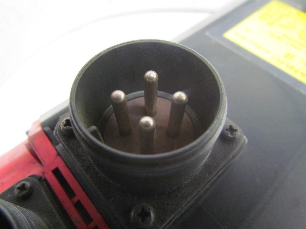 Fanuc A06R-0501-B751 C899A4450 AC Servo Motor 144V 3Ph 8-Pole 2000 RPM Model 10