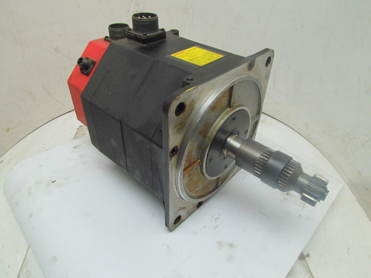 Fanuc A06B-0352-B731 E-820795 AC Servo Motor 141V 3-Phase 8-Pole 2000 RPM