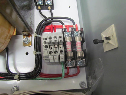 Marcie Electric GN2000-LR-US Transformer Disconnect 2000VA 460V 115V Enclosure