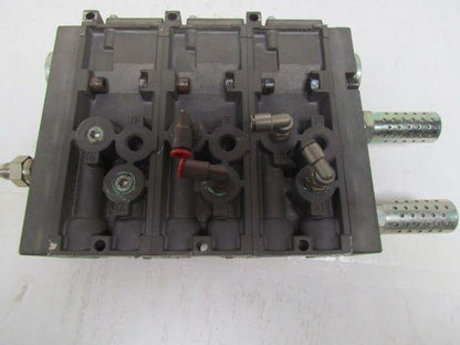 Numatics FlexiBlok 3-Block Manifold Assy 1/4" NPT Side/Bottom Ports w/End Caps
