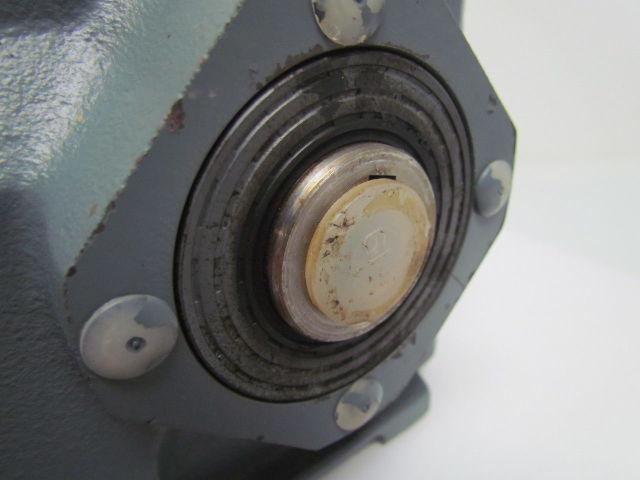 SEW-EURODRIVE SA32T DT71D2TF Gear Motor 3/4Hp .55KW 3Ph 266/460V 3300 RPM 10:1