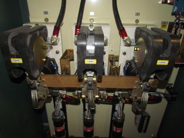 Hubbell B-74971-001 Euclid Manual-Magnetic Disconnect Switch Type 4245 Sz 5 300A