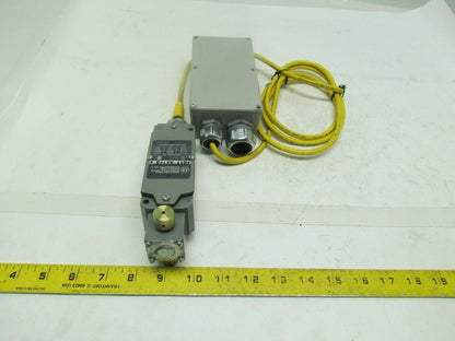 Allen-Bradley 802T-NX183 Oil Tight Limit Switch w/6' Cable & 13 Terminal Box