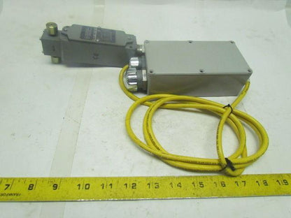 Allen-Bradley 802T-NX183 Oil Tight Limit Switch w/6' Cable & 13 Terminal Box