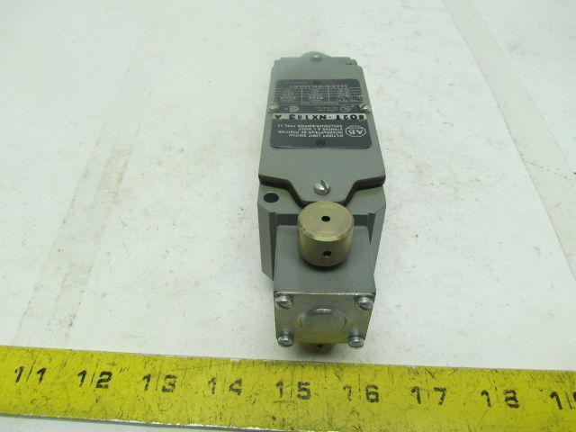 Allen-Bradley 802T-NX183 Oiltight Limit Switch w/6 Pin Connector NEW Take-Off