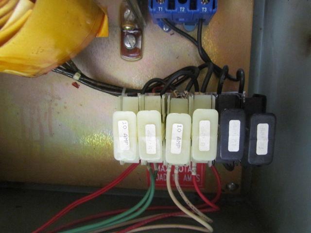 DayKin GPFS-01 TL105 Transformer Disconnect Switch Enclosure 2000VA 460/115V