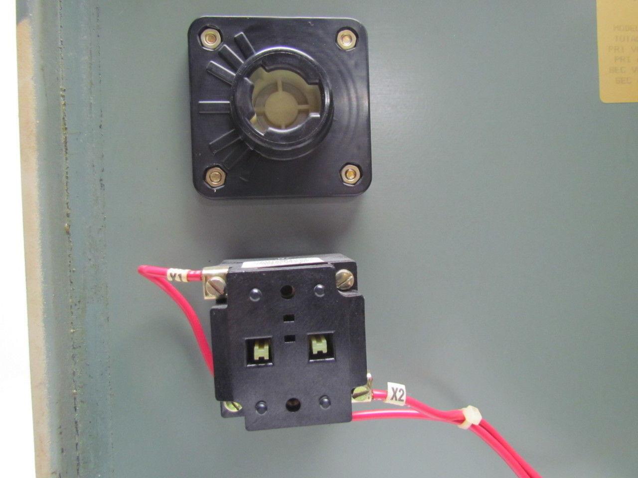 DayKin GPFS-07 Transformer Disconnect Switch Enclosure 500VA 460/115V 12x12x7"